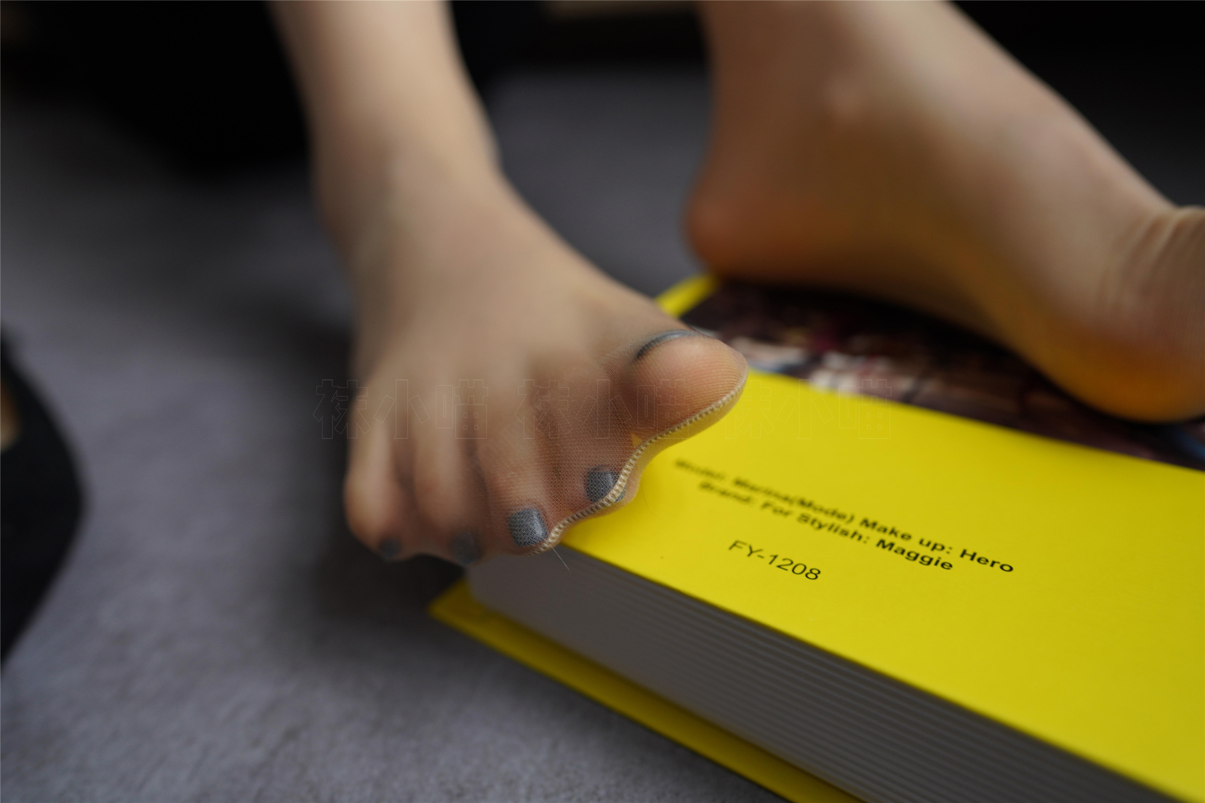 KittyWawa袜小喵  KT168 《吃我一脚》